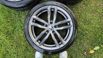 ALU 18" Škoda 5x112, 225x40 R18, LETNÍ - 7