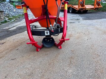 komunální sypač mini - 7