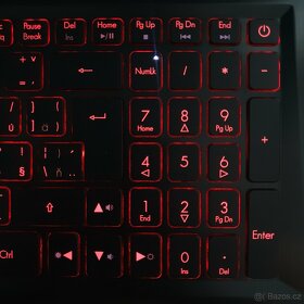 Herní notebook v dobrém stavu - Acer Predator Helios 300 - 7