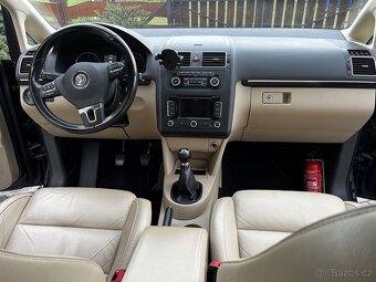Volkswagen Touran 1.6TDI - kožené sed., tažné, park. senzory - 7