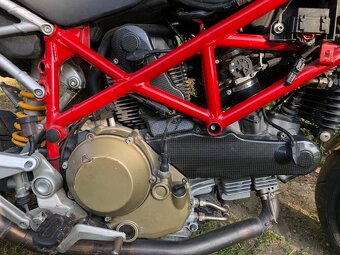 Ducati Hypermotard 1100S - 7