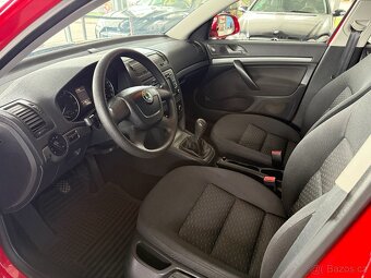 Škoda Octavia 1,2 1.MAJ,SERVISKA,ČR - 7