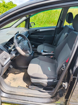 Opel Zafira 1.9 CDTI 74Kw ND - jako celek - 7