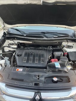 Mitsubishi outlander 3 - 7
