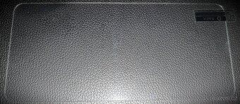 Kryty, sklo a další příslušenství ke Google Pixel 8 - 7