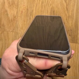 iPhone 14, 128GB - 7