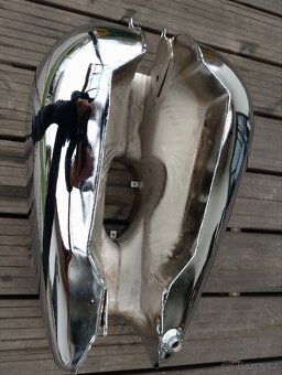 Jawa pérák nádrž po renovaci - 7