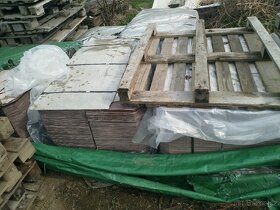 Prodám střešní krytinu, tašky Cemvin - 7