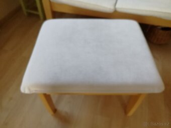 Gauč, křesla a taburetka - 7