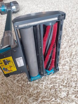 Tyčový vysavač Hoover na díly - 7