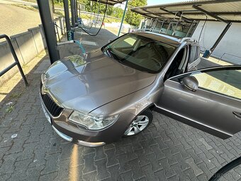 skoda suprerb - 7