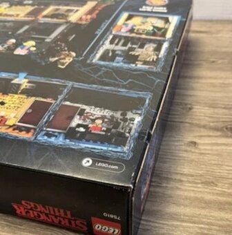 LEGO Stranger Things 75810 Upside Down - 7