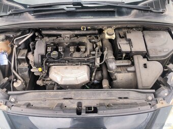 Peugeot 308 1.4 16V 72kW rok 2013 - 7