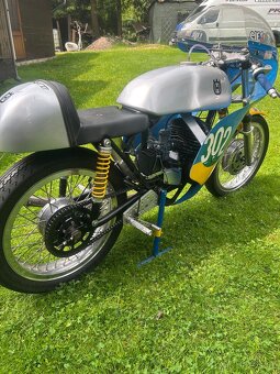 Husqvarna 250 závodní - 7