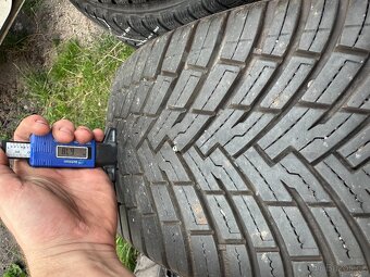 Celoroční sada pneu 235/45 R18 - Pirelli - 7