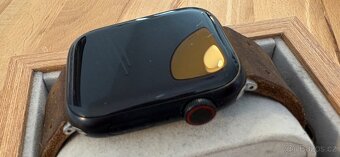 Apple Watch 8 - 7