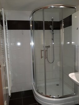 Ateliér 1+1 blízko Palmovky - 7