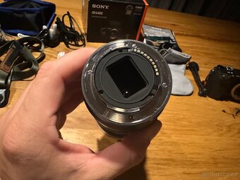 Sony Alpha A6400 + Sony 18-135mm + Sony 15-50mm - 7