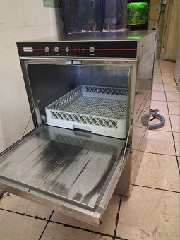 Gastro myčka RedFox QQ50TPL, koše 50x50 cm, spádová - 7