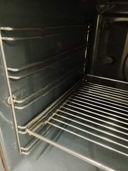 Vestavná trouba AEG - 7