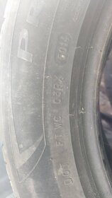Pneu Michelin 205/55 R16 - 7