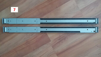 Serverové ližiny a jiné příslušenství k serverům - 7