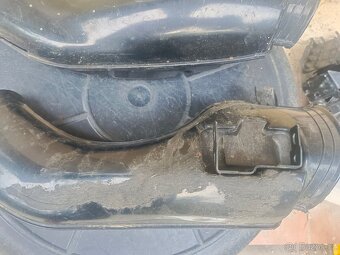 Suzuki GSX-R k1 náhradní díly #9 - 7