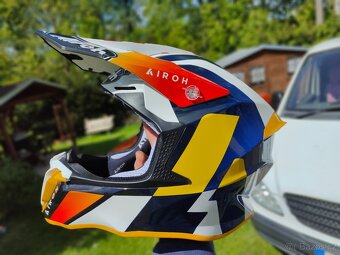 Mx přilba TLD, Airoh, Alpinestars - 7