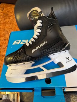 Brusle Bauer Supreme Shadow Int - 7