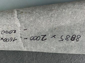 Koberec šedý - role8,9 m x 2m, - 7
