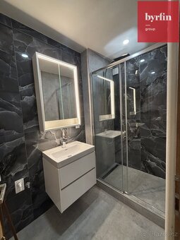 Pronájem bytu 3+kk s balkonem - 7