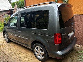 Caddy 1.4TSi Dark & Cool, DSG, 5míst, 2x šoupačky - 7