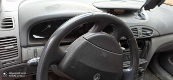 Renault laguna 1.9 nafta 79kw - 7