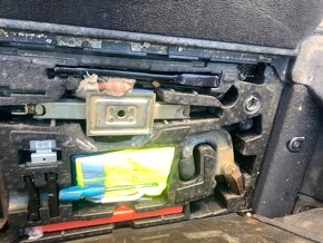 Land Rover Discavery 3 tdv 6 hse - 7