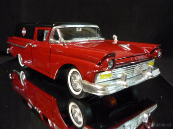 Ford Ranchero Delivery 1957 Road Legends 1/18 - 7