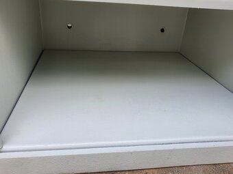 Nábytkový sejf – trezor BTB 3 S se zámkem na klíč - 7