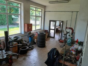 Prodej nemovitosti s pozemkem - 7