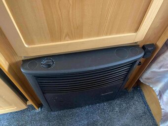 Hymer Eriba Nova 491/ MOVER/pevná postel - 7