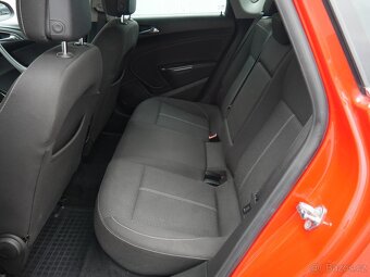 Opel Astra 1.4i , 74 kW benzín, 2012 - 7