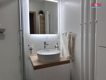 Prodej bytu 3+1, 68 m², Zlín, ul. třída Svobody - 7