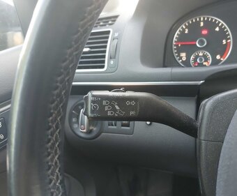 Volkswagen Touran 2.0 Tdi 103 KW HIGHLINE BI-XENONY 187tkm - 7
