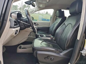 CHRYSLER PACIFICA HYBRID LIMITED 2018 - 7