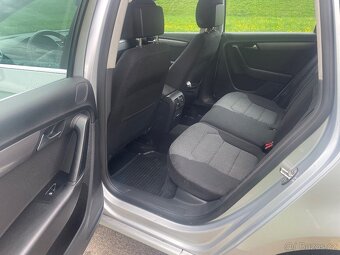 VW Passat 1.6 TDi Kombi - 7