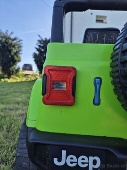 REZERVOVÁNO Jeep Wrangler Rubicon 4x4 zelené - 7