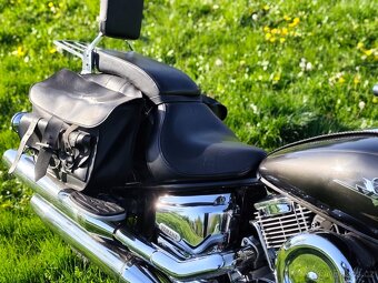 Yamaha XVS 1100 V-Star – stylový cruiser s duší i zvukem - 7