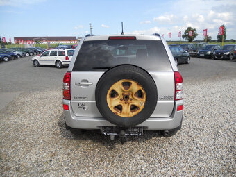 Suzuki Grand Vitara 2.0VVT-i 103Kw 4x4 - 7