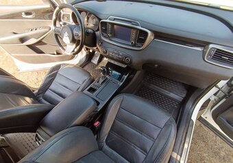 Kia Sorento 2.2 ,AWD ,7 míst - 7