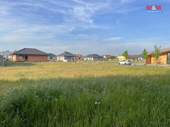 Prodej pozemku k bydlení, 826 m², Pardubice - 7