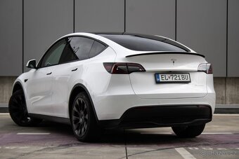 Tesla Model Y 324 kW, automat, 2021, Long Range - 7