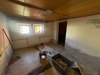 Patrový rodinný dům v Jirkově - 7